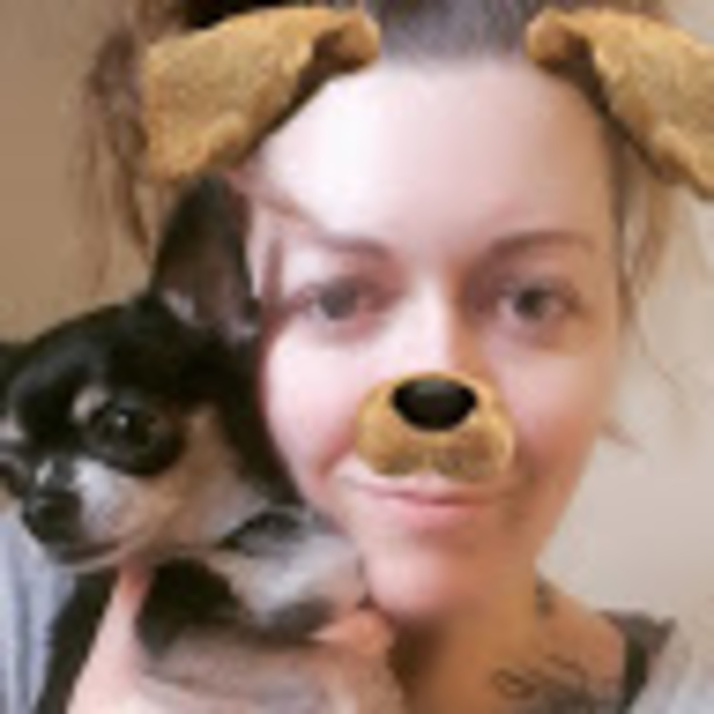 Meet your Posher, Caroline